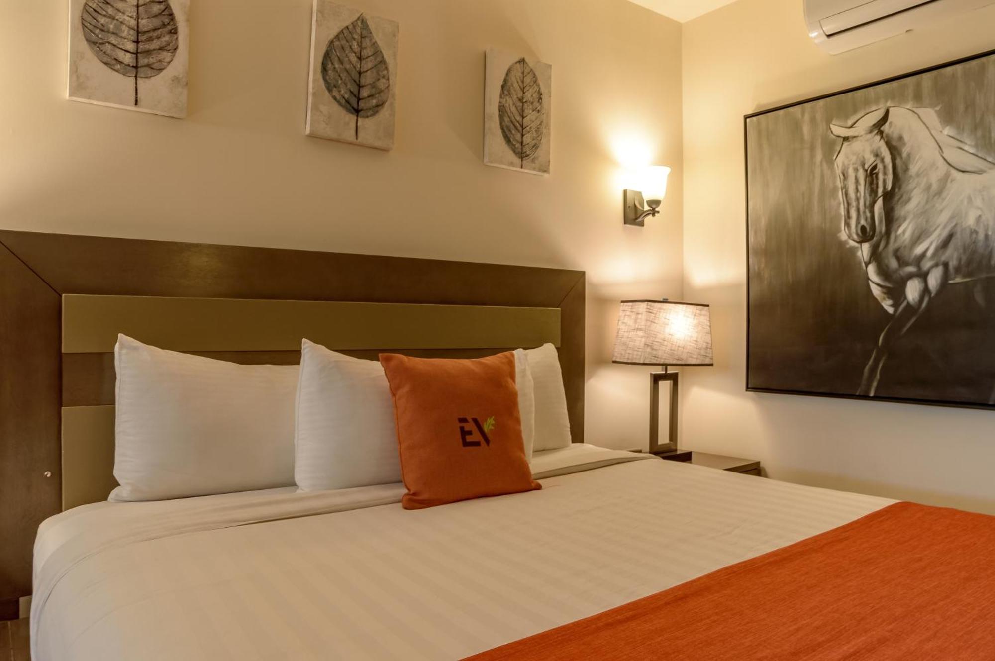 Entre Vinedos By Hotel Boutique ואלה דה גוואדלופה חדר תמונה